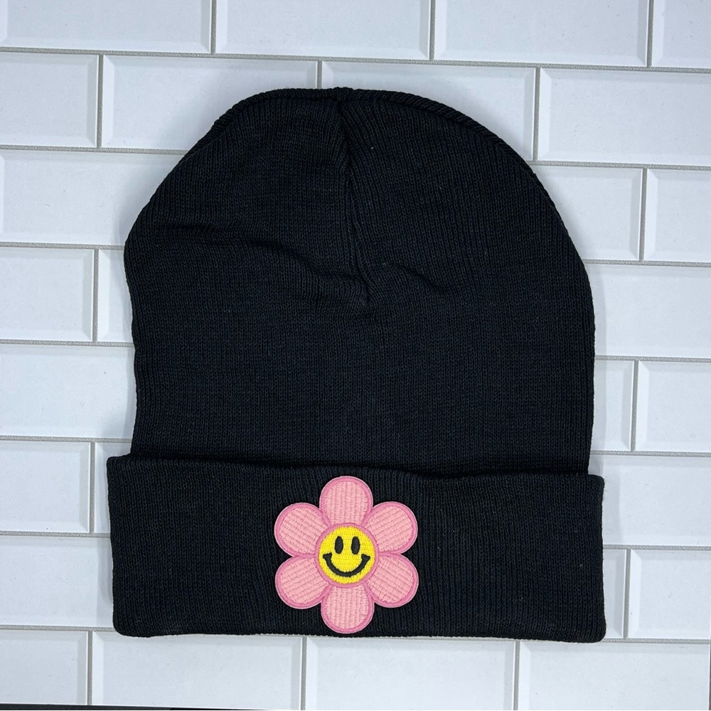 Black Beanie Super Soft Pink Smiley Flower Adult size ✨NEW✨